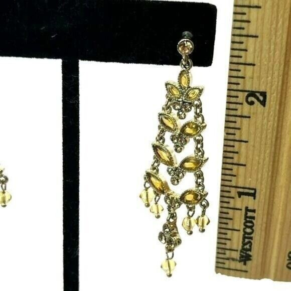 Monet Chandelier Olive Green Peridot Pear Stud Dangle Drop Earrings Gold Tone - Picture 4 of 5